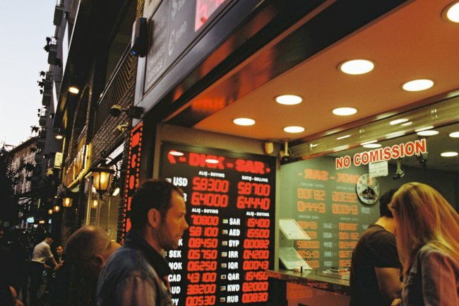 2023 Döviz Bürosu Sahipleri için Taşıma Ruhsatı